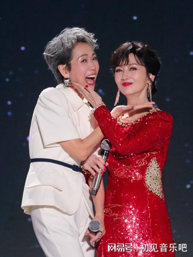 许仙30年后撒糖竟藏惊天秘密尊龙凯时网神仙售后！白娘子(图6)